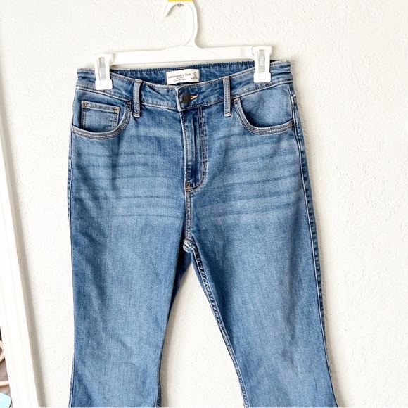 Abercrombie & Fitch Jeans Women's 28 6 The Flare Ultra High Rise Stretch Retro - Picture 3 of 8
